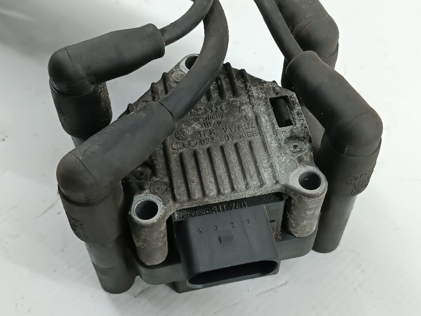 Bobine de ignição SKODA OCTAVIA I (1U2) | 96 - 10 Imagem-1