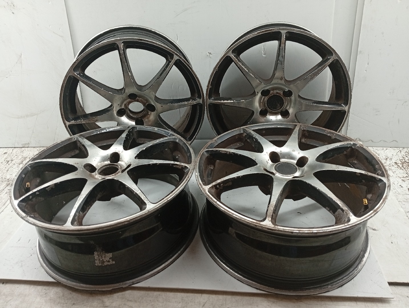 Conjunto de 4 jantes Universal Universal Imagem-2