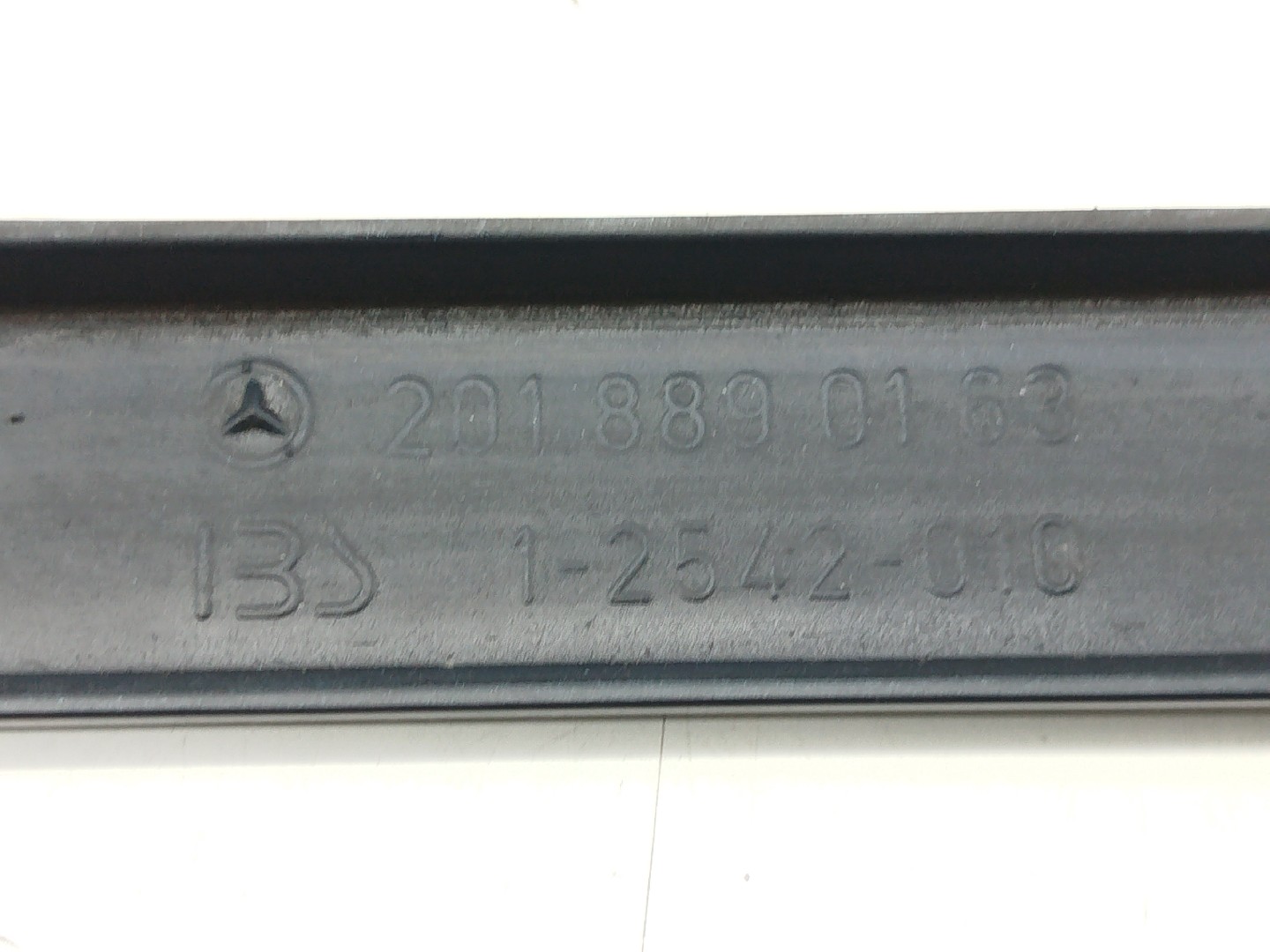 Acabamento de ótica MERCEDES-BENZ 190 (W201) | 82 - 93 Imagem-2