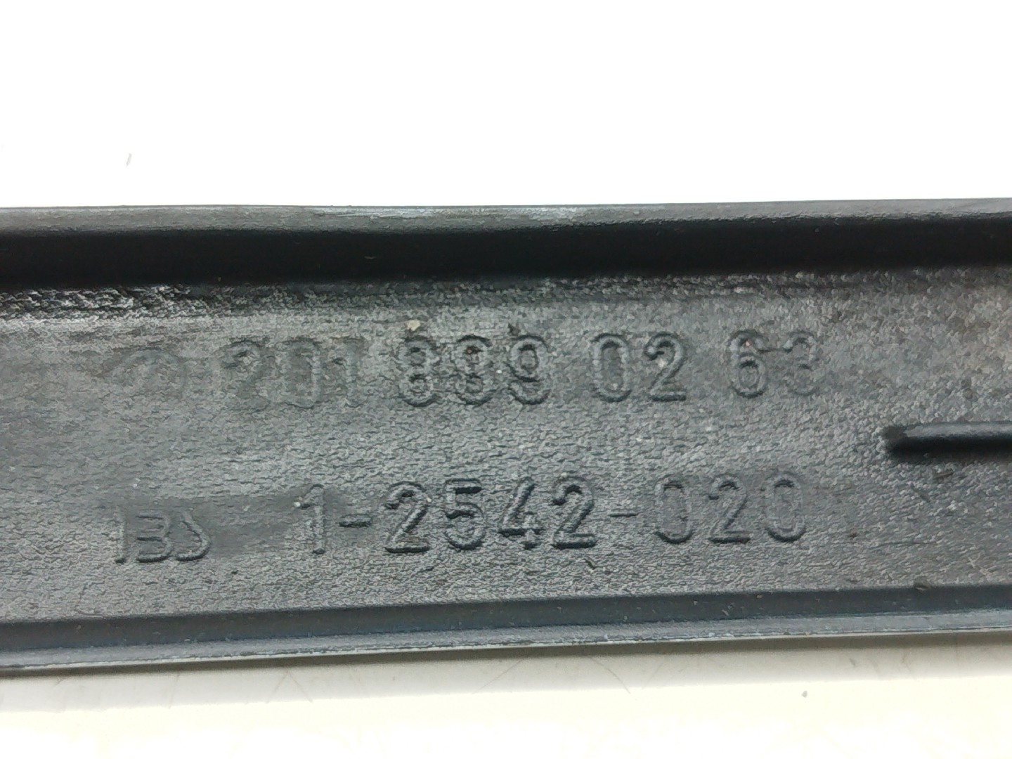 Acabamento de ótica MERCEDES-BENZ 190 (W201) | 82 - 93 Imagem-3