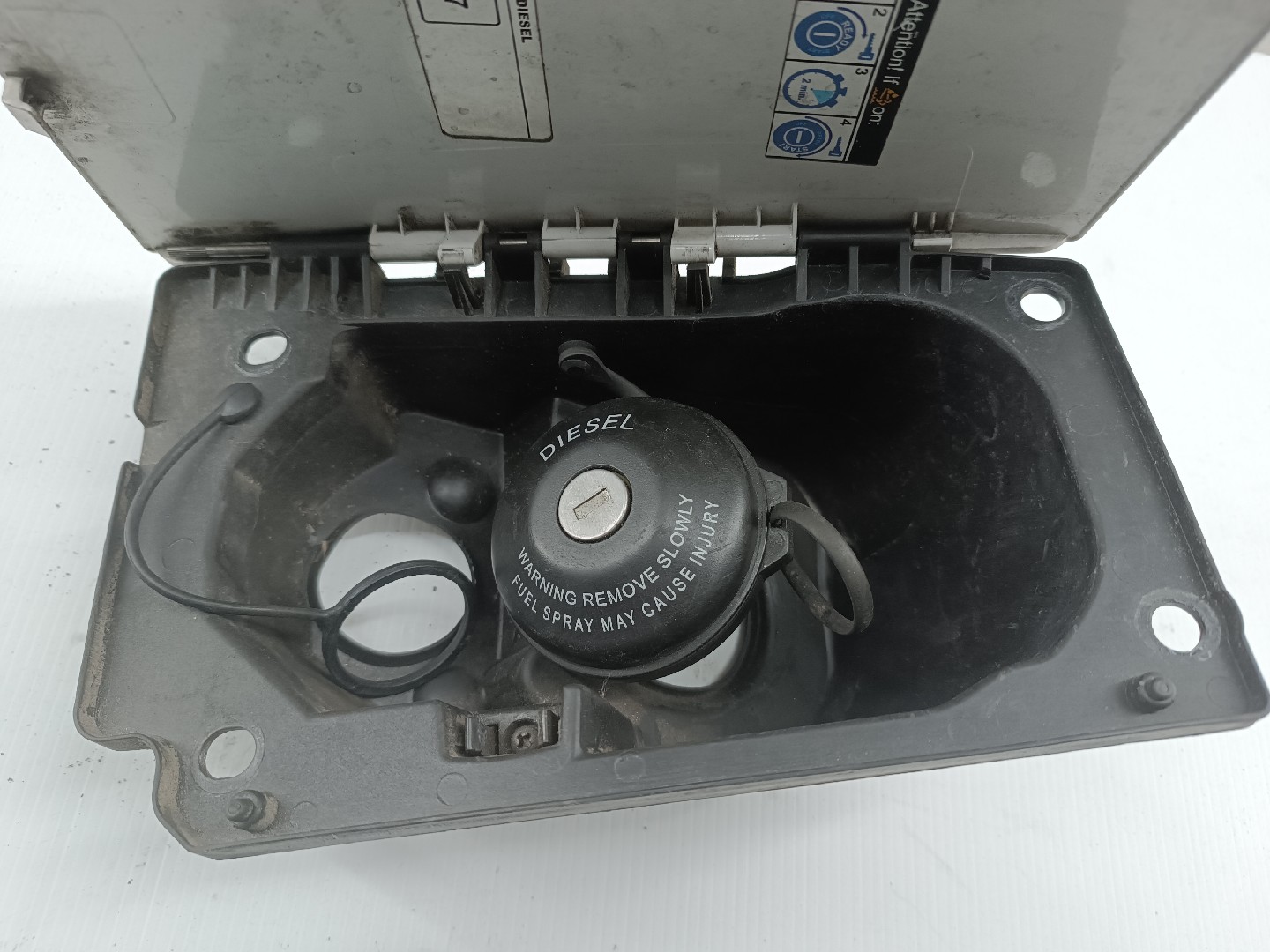 Tampa do deposito de combustível com tampão FIAT DUCATO Caixa (250_, 290_) | 06 -  Imagem-4