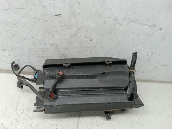 Caixa de fusíveis e relés FORD FIESTA IV (JA_, JB_) | 95 - 02 Imagem-3