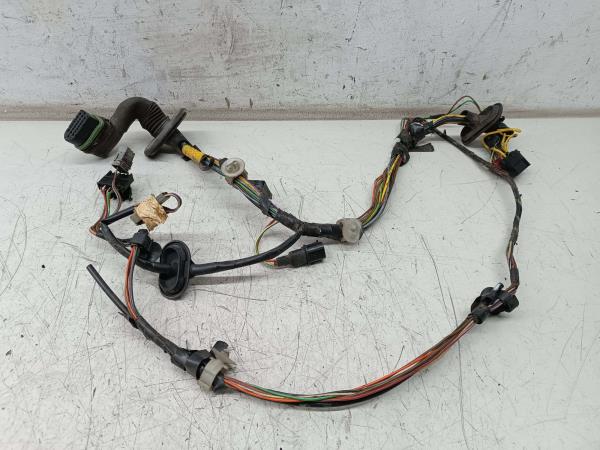 Instalação eléctrica porta frente esquerda RENAULT CLIO I (B/C57_, 5/357_) | 90 - 98 Imagem-1