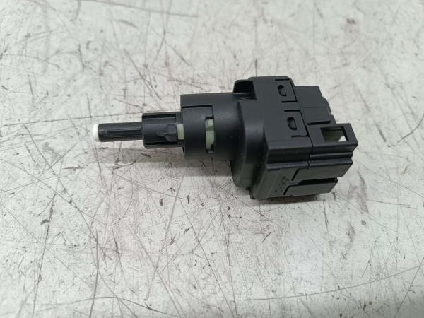 Botão de luz de travão AUDI A4 Avant (8ED, B7) | 04 - 08 Imagem-3