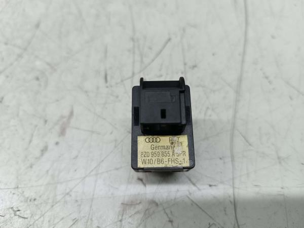 Comutador de vidro frente direito AUDI A4 Avant (8ED, B7) | 04 - 08