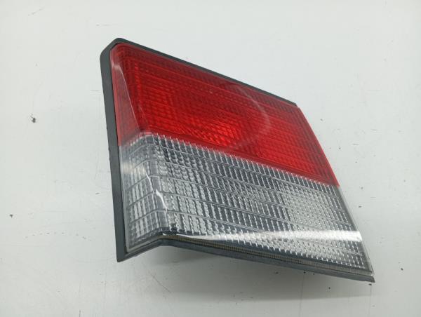 Farolim da Mala Esquerdo NISSAN PRIMERA (P11) | 96 - 01 Imagem-2