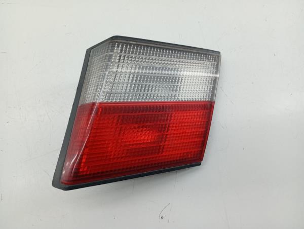 Farolim da Mala Direito NISSAN PRIMERA (P11) | 96 - 01