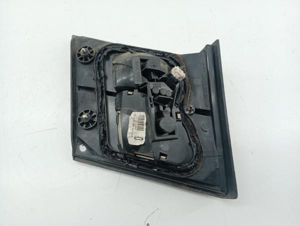 Farolim da Mala Direito NISSAN PRIMERA (P11) | 96 - 01 Imagem-2