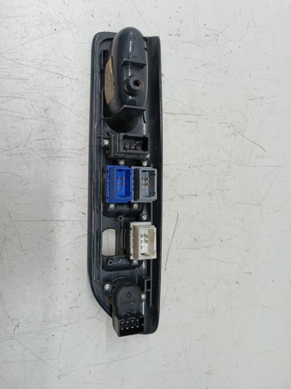 Comutador de vidro frente esquerdo RENAULT LAGUNA I (B56_, 556_) | 93 - 02 Imagem-1