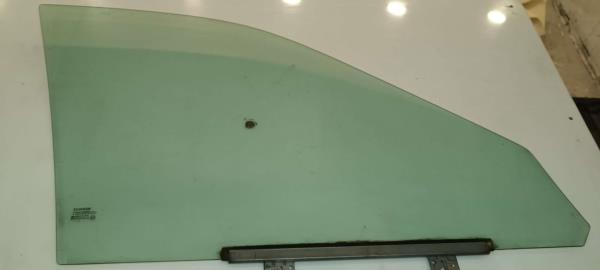Vidro de Porta Frente Esquerdo RENAULT LAGUNA I (B56_, 556_) | 93 - 02