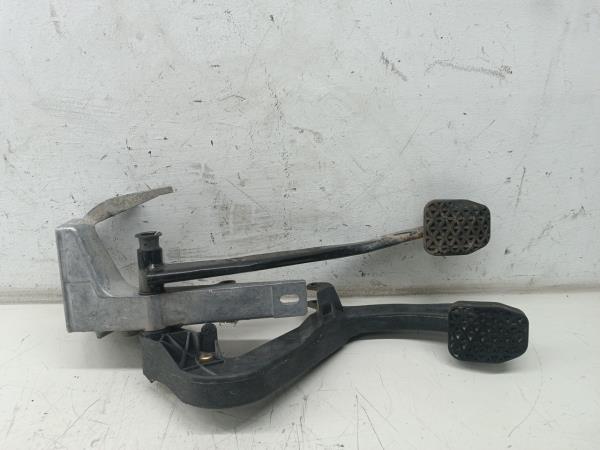 Pedal de embraiagem e travão BMW 3 Compact (E36) | 94 - 00