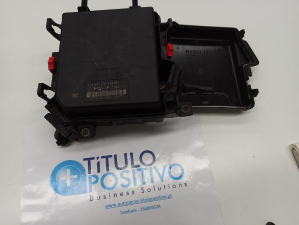 Caixa de Fusíveis RENAULT CLIO III (BR0/1, CR0/1) | 05 -  Imagem-1