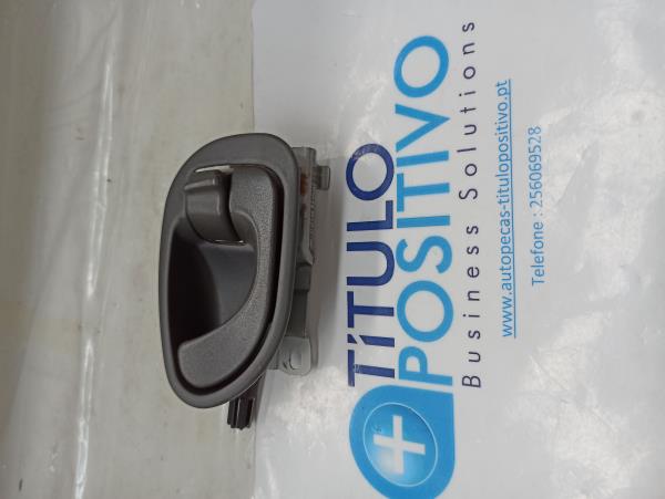 Puxador interior de porta traseira direita MITSUBISHI LANCER VI (CJ_, CP_) | 95 - 03