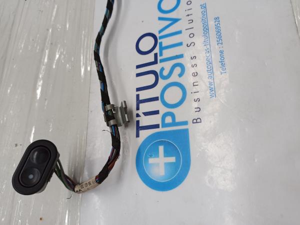 Comutador de vidro frente direito OPEL CORSA B (S93) | 93 - 02 Imagem-1