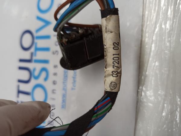 Comutador de vidro frente direito OPEL CORSA B (S93) | 93 - 02 Imagem-3