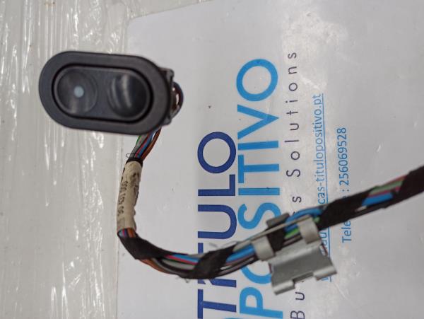 Comutador de vidro frente direito OPEL CORSA B (S93) | 93 - 02 Imagem-4