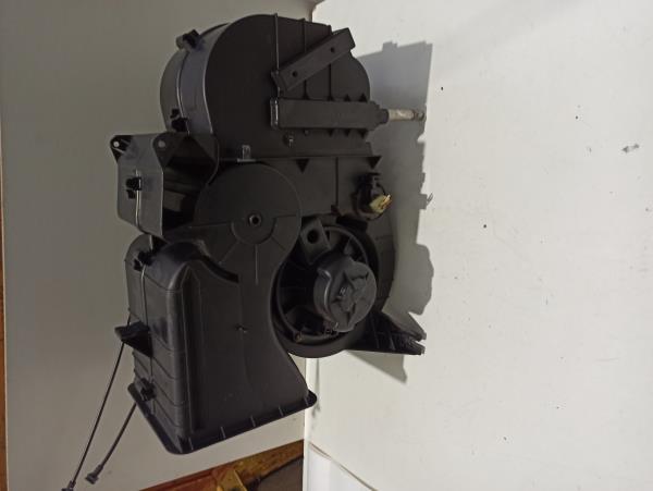 Caixa de circulação de ar SMART FORTWO Coupé (450) | 04 - 07 Imagem-5