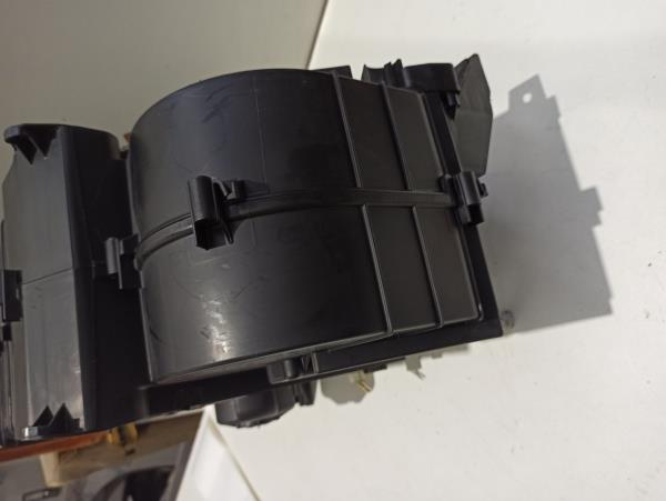Caixa de circulação de ar SMART FORTWO Coupé (450) | 04 - 07 Imagem-6