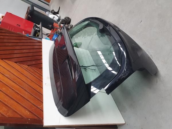 Tampa da Mala FORD FOCUS III | 10 -  Imagem-1