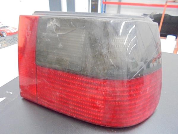 Farolim Stop Direito SEAT IBIZA II (6K1) | 93 - 02 Imagem-1