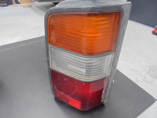 Farolim Stop Esquerdo MITSUBISHI DELICA / SPACE GEAR | 94 - 07