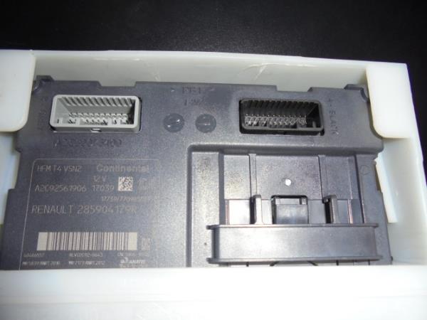 Leitor de cartão RENAULT CAPTUR I (J5_, H5_) | 13 -  Imagem-1