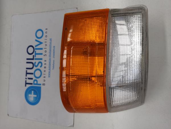 Farolim de Pisca Frente Direito TOYOTA HIACE IV Caixa (__H1_, __H2_) | 95 - 12