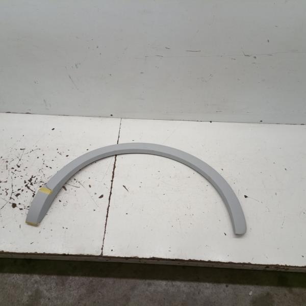 Aba de guarda-lamas AUDI Q3 (8UB, 8UG) | 11 - 18