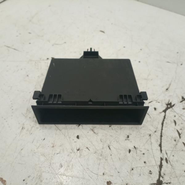 Acabamento de consola central VOLKSWAGEN GOLF IV (1J1) | 97 - 07 Imagem-1