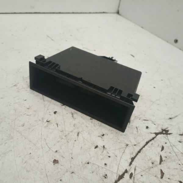 Acabamento de consola central VOLKSWAGEN GOLF IV (1J1) | 97 - 07 Imagem-2