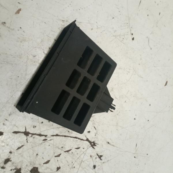 Acabamento de consola central VOLKSWAGEN GOLF IV (1J1) | 97 - 07 Imagem-3