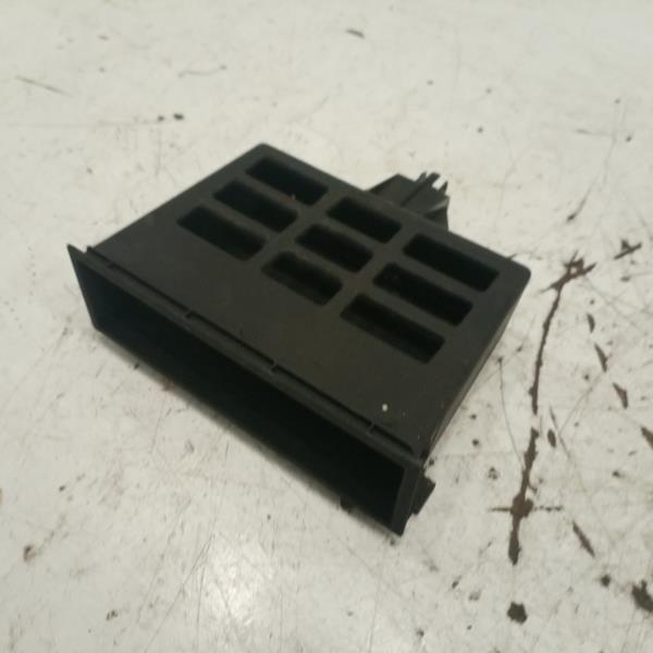 Acabamento de consola central VOLKSWAGEN GOLF IV (1J1) | 97 - 07 Imagem-4