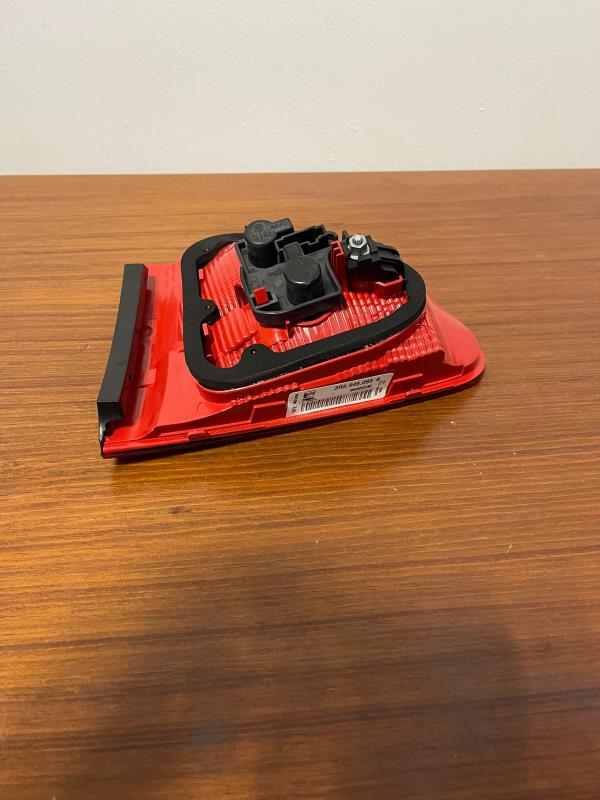 Farolim Stop Esquerdo SEAT EXEO ST (3R5) | 09 - 13 Imagem-5