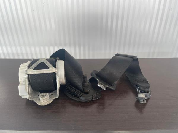 Cinto Frente Direito BMW 1 (F21) | 11 - 