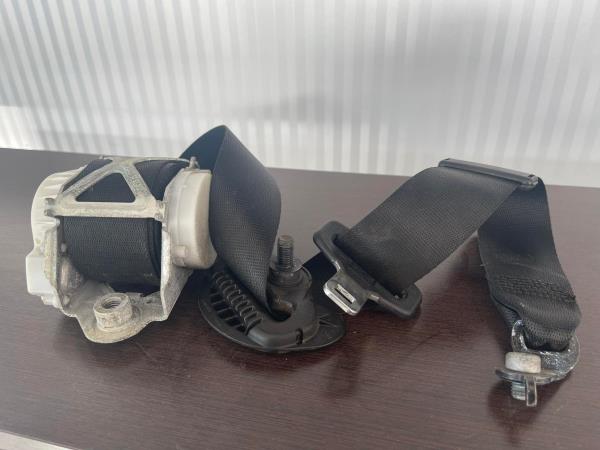 Cinto Frente Direito BMW 1 (F21) | 11 -  Imagem-4