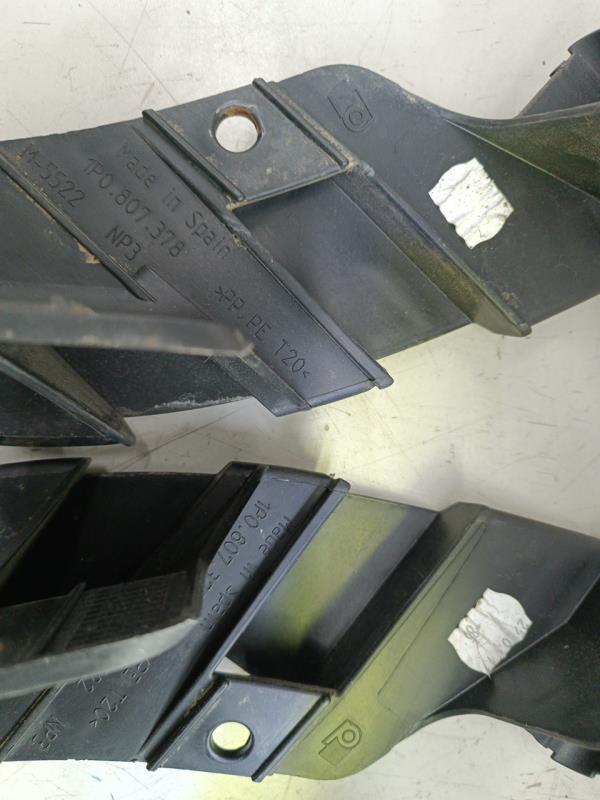 Suporte de montagem de para-choques SEAT LEON (1P1) | 05 - 13 Imagem-1