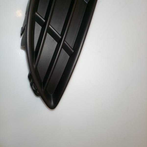Grelha de para-choques SKODA ROOMSTER (5J) | 06 - 15 Imagem-3