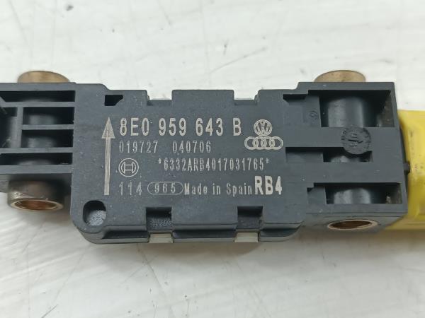 Sensores de impacto AUDI A4 Avant (8ED, B7) | 04 - 08 Imagem-2