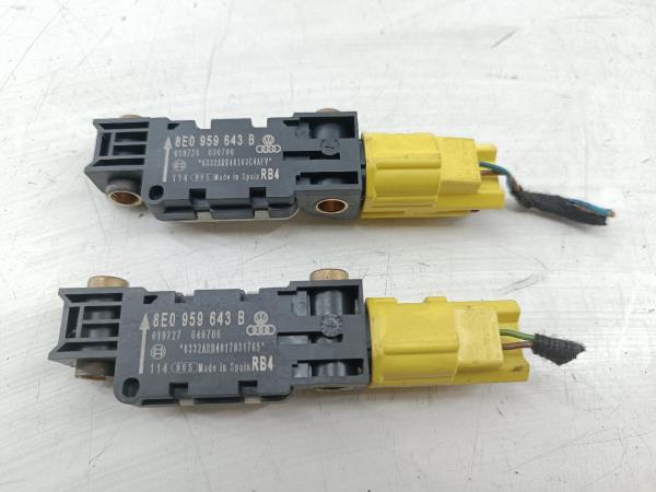 Sensores de impacto AUDI A4 Avant (8ED, B7) | 04 - 08 Imagem-3