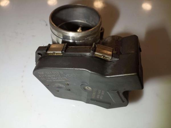 Borboleta de admissão VOLKSWAGEN PASSAT Variant (3C5) | 05 - 11 Imagem-3