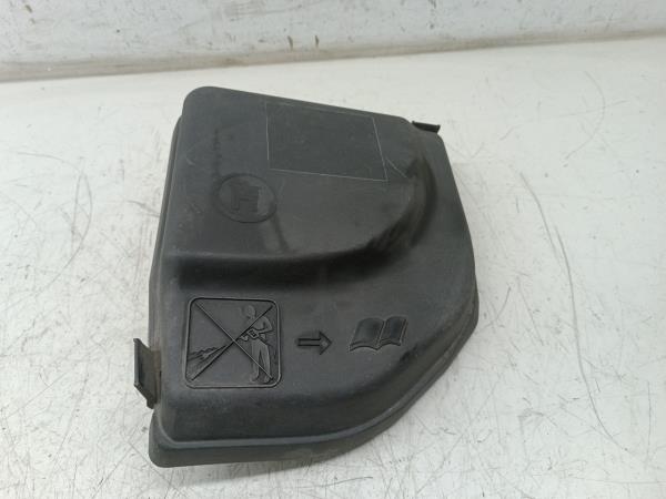 Tampa de caixa de fusiveis PEUGEOT 307 (3A/C) | 00 - 12
