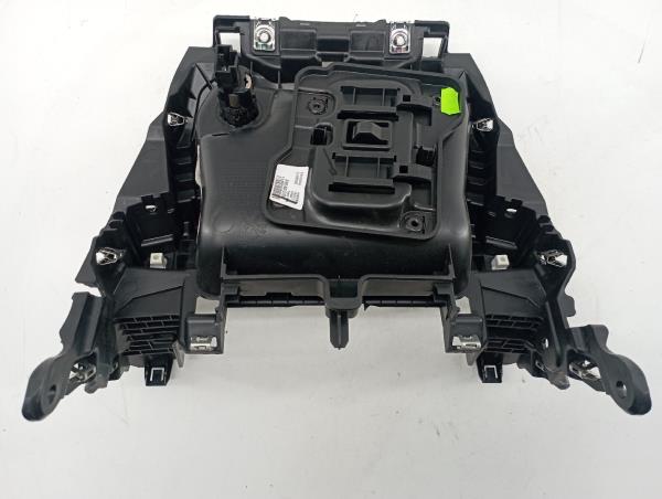 Acabamento de consola central PEUGEOT 208 II (UB_, UP_, UW_, UJ_) | 19 -  Imagem-1