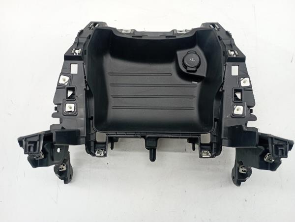 Acabamento de consola central PEUGEOT 208 II (UB_, UP_, UW_, UJ_) | 19 -  Imagem-5