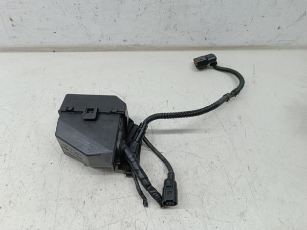 Caixa de fusíveis e relés VOLKSWAGEN NEW BEETLE (9C1, 1C1) | 98 - 10 Imagem-0