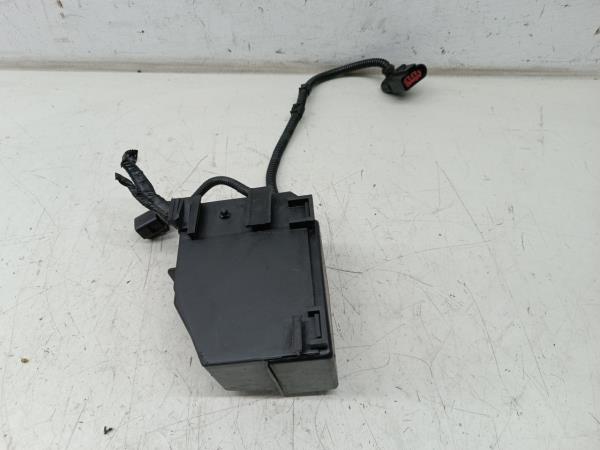 Caixa de fusíveis e relés VOLKSWAGEN NEW BEETLE (9C1, 1C1) | 98 - 10 Imagem-1
