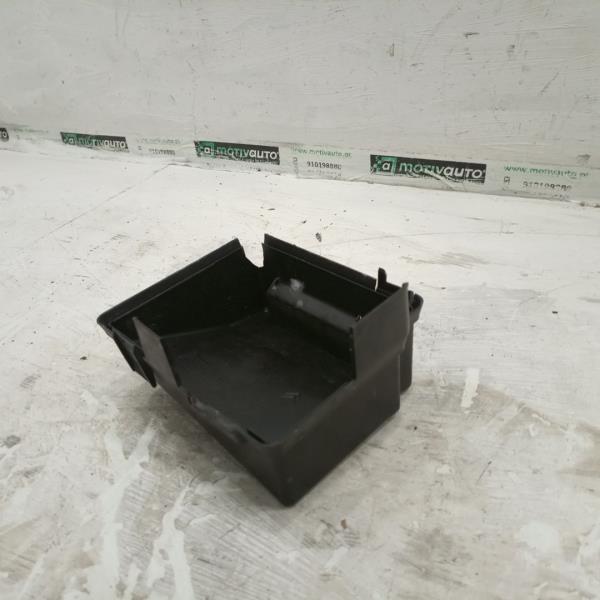 Tampa de caixa de fusiveis PEUGEOT 206 Hatchback (2A/C) | 98 - 12 Imagem-3