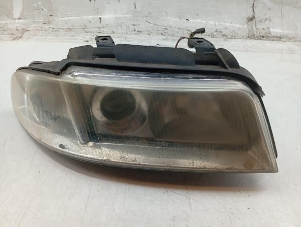 Ótica Direita AUDI A4 Avant (8D5, B5) | 94 - 02