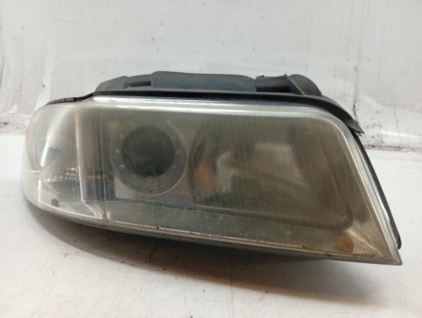 Ótica Direita AUDI A4 Avant (8D5, B5) | 94 - 02 Imagem-3