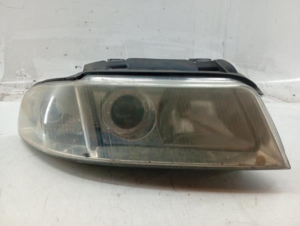 Ótica Direita AUDI A4 Avant (8D5, B5) | 94 - 02 Imagem-4