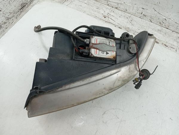 Ótica Direita AUDI A4 Avant (8D5, B5) | 94 - 02 Imagem-6